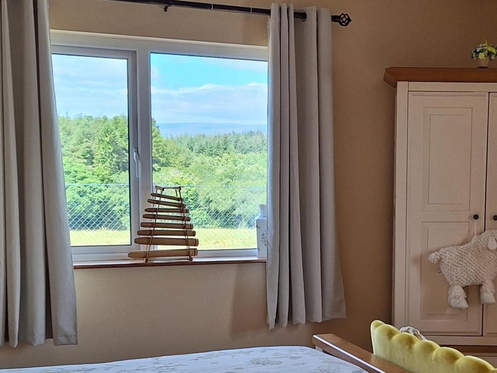 Ballnamona House Конг Екстериор снимка